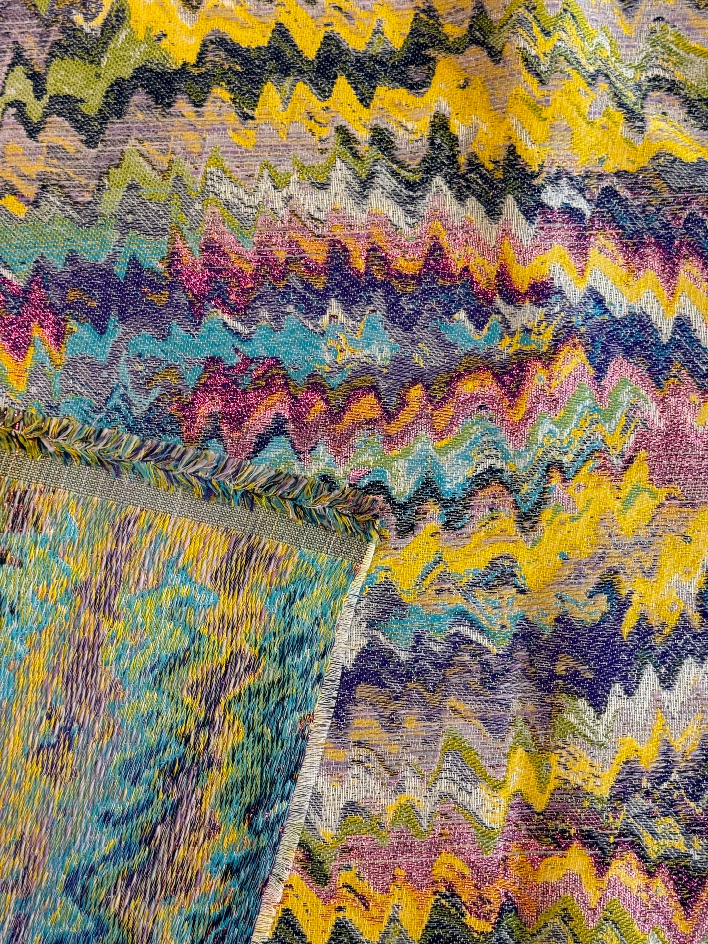 Multicolored wave fabric - L: 1.70 m